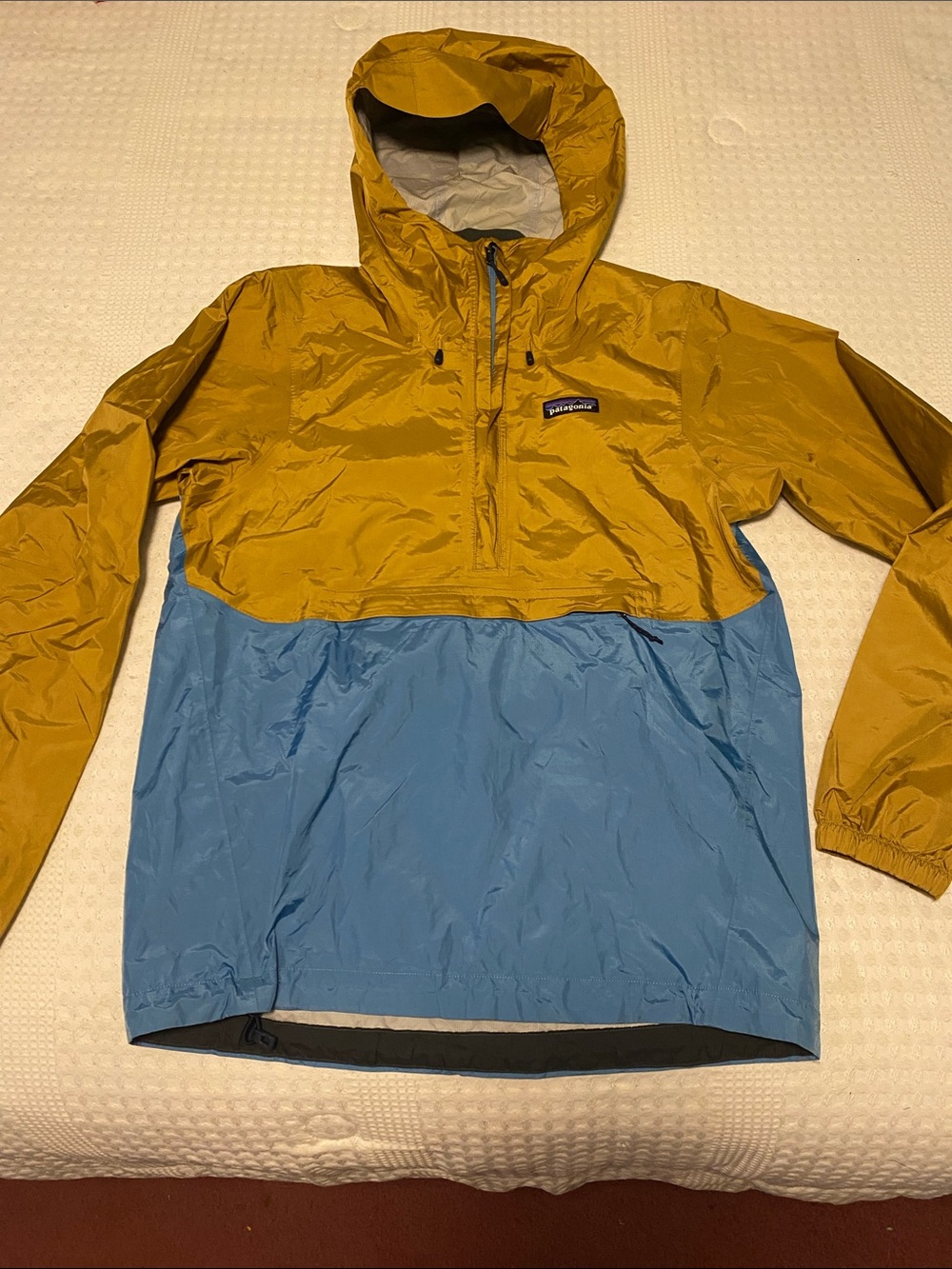 Patagonia anorak two toned H2NO rain jacket